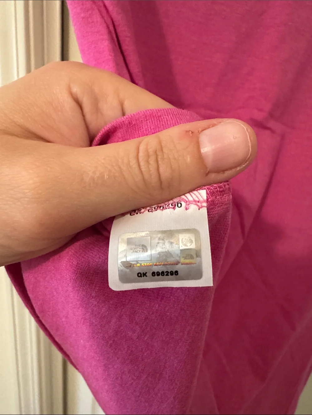 The North Face Women's Fuchsia V-Neck Tee with Gold Logo - Picture 5 of 5
